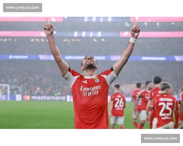 多线争冠激战升级焦点球星状态回暖引爆足球赛事最新动态全景解读 多线争冠激战升级焦点球星状态回暖引爆足球赛事最新动态全景解读