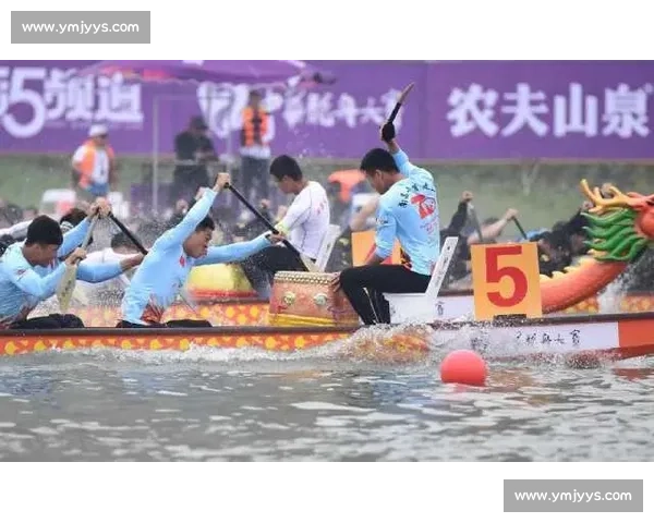 激烈竞逐与文化传承相融合 龙舟比赛掀起传统体育热潮 - 副本 (2) - 副本