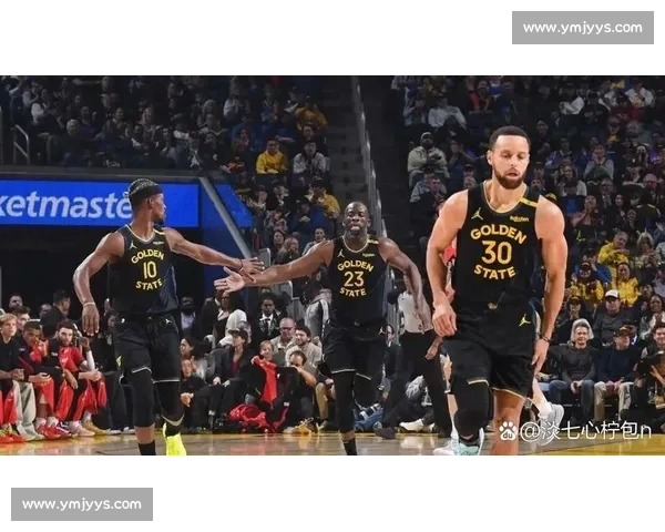 精彩回顾：NBA赛场激烈对决全场录像精彩瞬间回放 - 副本 (2)